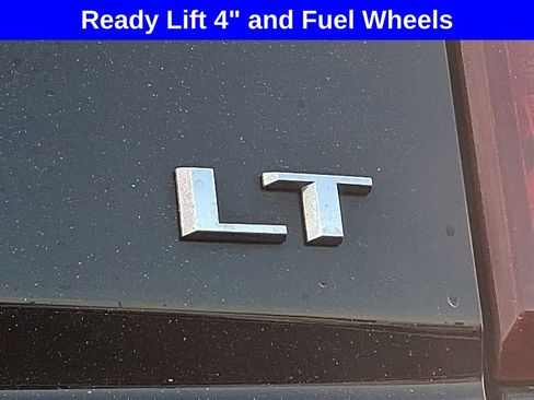 Used 2022 Chevrolet Silverado 1500 LT w/ Z71 Off-Road Package image 29