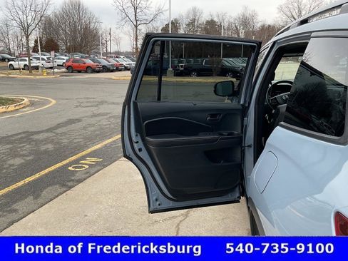 Used 2023 Honda Passport TrailSport image 16