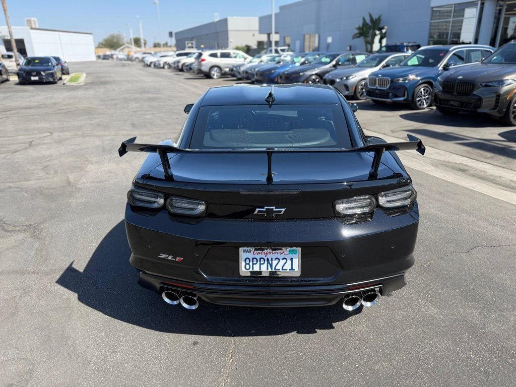Used 2020 Chevrolet Camaro ZL1 RWD image 4