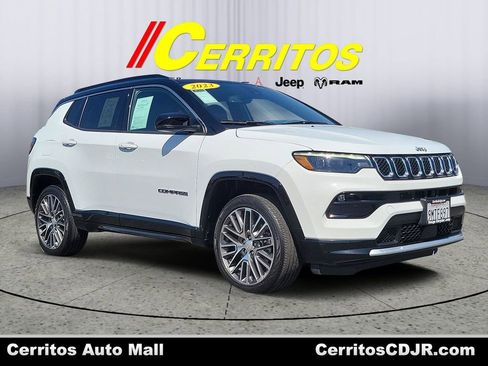 Used 2023 Jeep Compass Limited w/ Elite Group AWD/4WD image 1