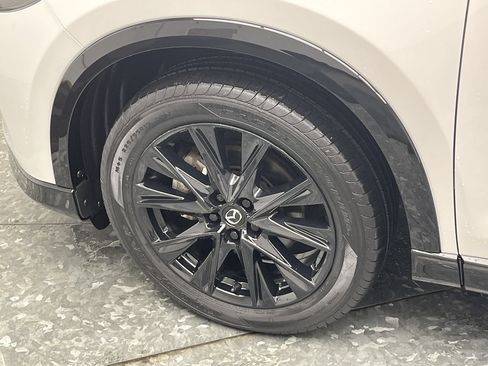 Certified 2024 MAZDA CX-5 Carbon Edition AWD/4WD image 33
