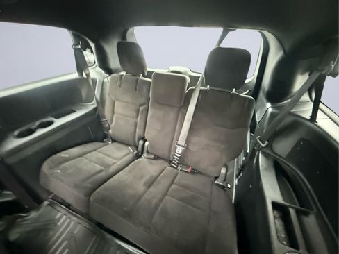Used 2018 Dodge Grand Caravan SE FWD image 19