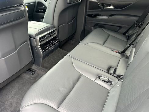 New 2026 Lexus LX 700h Luxury image 12