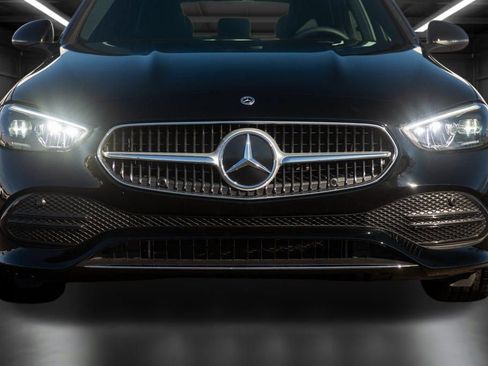 Certified 2025 Mercedes-Benz C 300 4MATIC Sedan image 13