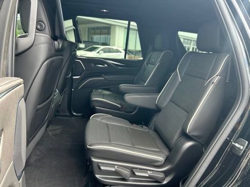 Certified 2024 Cadillac Escalade Sport w/ LPO, ONYX Package AWD/4WD image 27