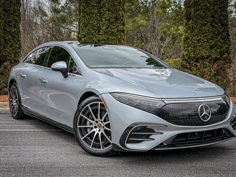 Used 2022 Mercedes-Benz EQS 450+ Sedan image 5