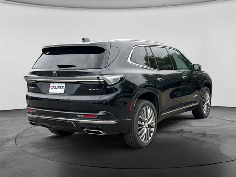 Used 2026 Buick Enclave Avenir w/ Super Cruise Package AWD/4WD image 10
