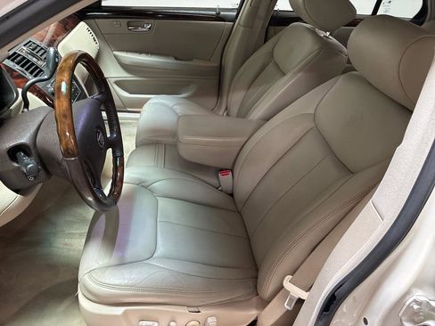 Used 2008 Cadillac DTS FWD image 14