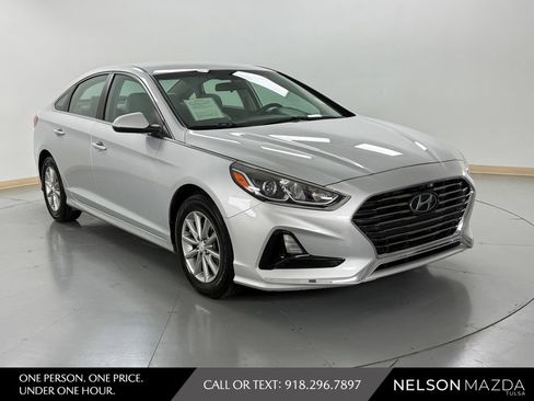 Used 2018 Hyundai Sonata SE FWD image 4