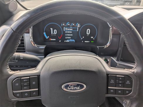 Used 2022 Ford F150 Lariat image 31