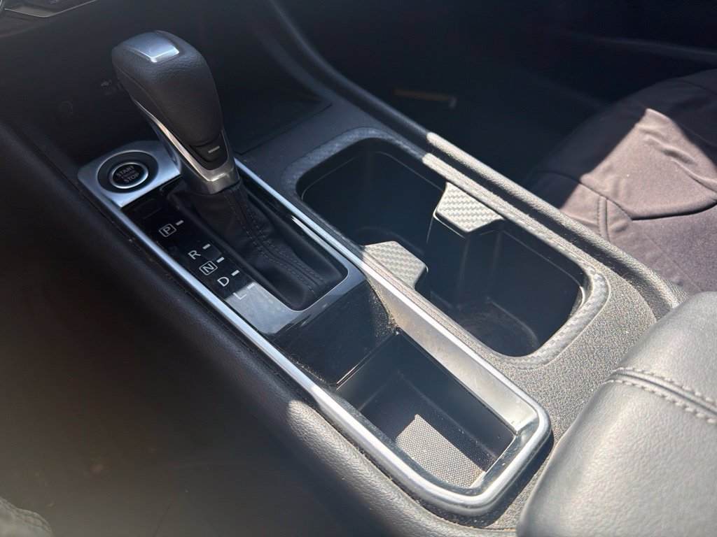 Used 2025 Nissan Sentra SV w/ All-Weather Package FWD image 19