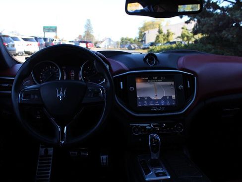 Used 2015 Maserati Ghibli S Q4 image 21