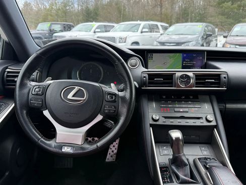 Used 2019 Lexus IS 300 F Sport w/ F Sport Package image 15