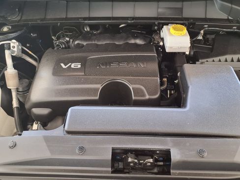 Used 2023 Nissan Pathfinder SL w/ Lighting Package (N92) AWD/4WD image 38