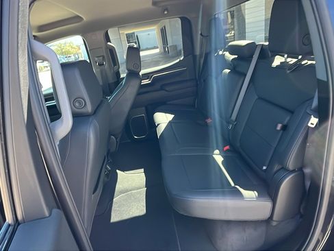 Used 2025 GMC Sierra 1500 SLT image 24