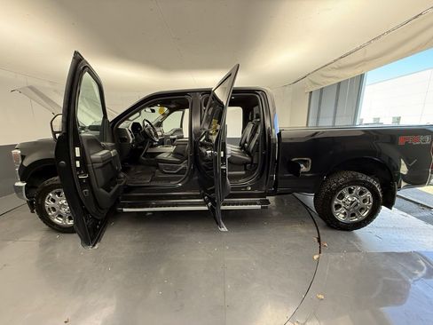 Used 2021 Ford F250 Lariat w/ Lariat Ultimate Package image 12