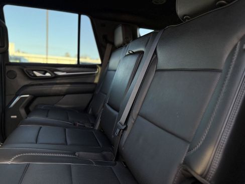 Used 2022 GMC Yukon Denali AWD/4WD image 14