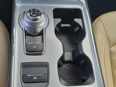 Used 2021 Ford Edge SEL w/ Convenience Package image 29