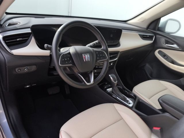 Used 2025 Buick Encore GX Avenir w/ Avenir Convenience Package FWD image 16