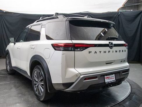 Used 2023 Nissan Pathfinder SL w/ SL Premium Package AWD/4WD image 10