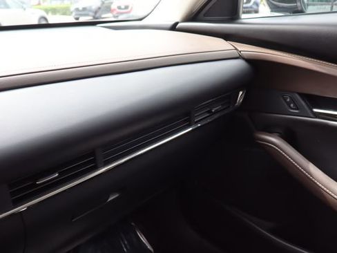 Used 2023 MAZDA CX-30 AWD 2.5 S w/ Premium Package image 32