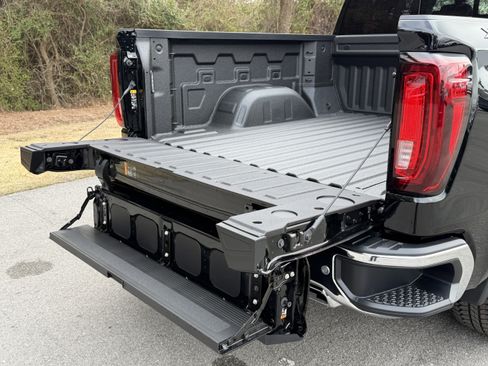 New 2026 GMC Sierra 1500 SLT w/ SLT Premium Plus Package image 16