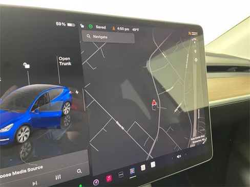 Used 2024 Tesla Model Y 2WD image 8