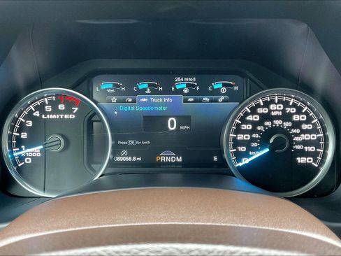 Used 2019 Ford F150 Limited w/ Trailer Tow Package image 12