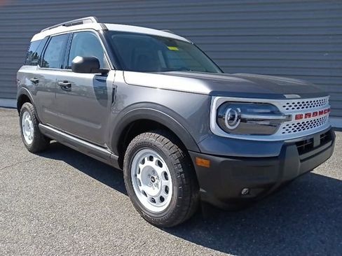 New 2026 Ford Bronco Sport Heritage w/ Convenience Package AWD/4WD image 1