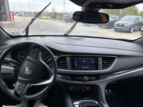 Used 2022 Buick Enclave Essence w/ Sport Touring Edition image 74