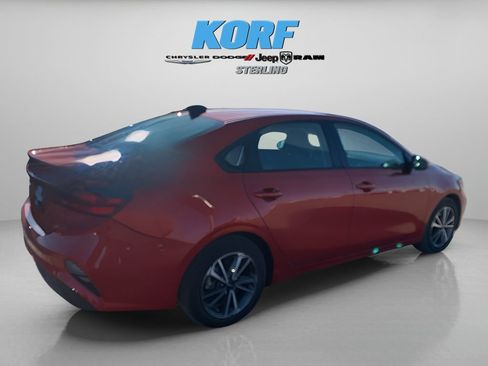 Used 2023 Kia Forte LXS w/ LXS Technology Package image 5
