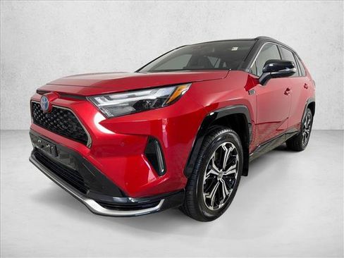 Used 2024 Toyota RAV4 XSE w/ Premium Package AWD/4WD image 8