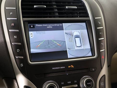 Used 2018 Lincoln MKX Reserve w/ Driver Assistance Package image 6