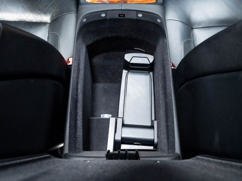 Used 2012 Rolls-Royce Ghost RWD image 42