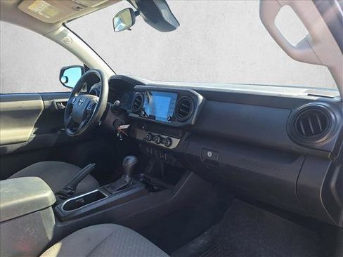 Used 2022 Toyota Tacoma SR RWD image 16
