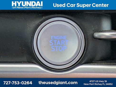 Certified 2026 Hyundai Santa Cruz SE FWD image 32