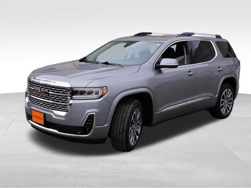 Certified 2023 GMC Acadia Denali w/ Denali Ultimate Package image 11