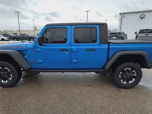 Used 2024 Jeep Gladiator Rubicon w/ Technology Group image 37