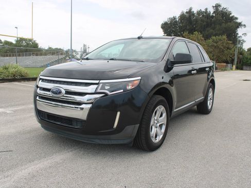 Used 2011 Ford Edge SEL FWD image 3