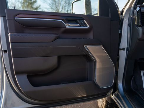 Used 2024 GMC Sierra 2500 Denali w/ Denali Reserve Package image 20