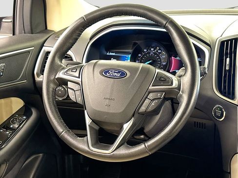 Used 2019 Ford Edge SEL w/ Equipment Group 201A FWD image 18