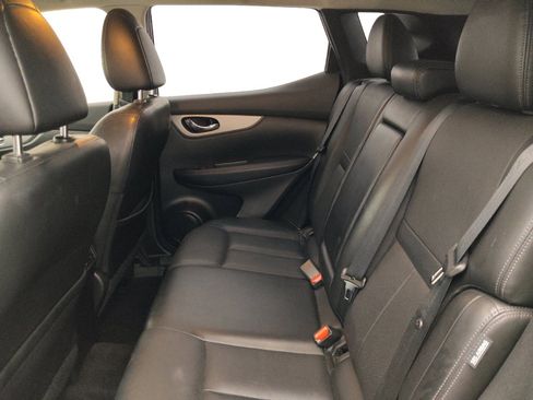 Used 2020 Nissan Rogue Sport SL w/ Premium Package FWD image 18