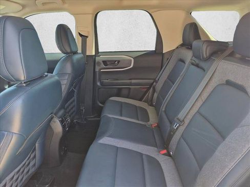 Used 2023 Ford Bronco Sport Outer Banks w/ Tech Package AWD/4WD image 19