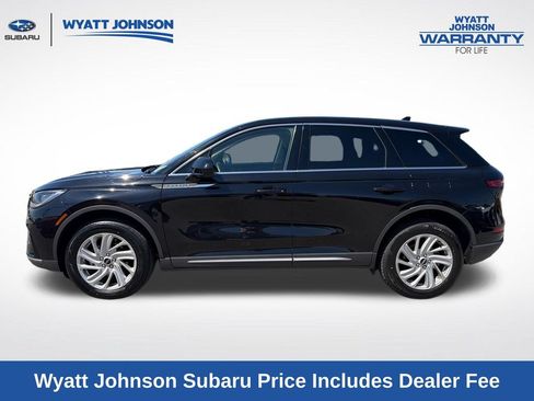Used 2023 Lincoln Corsair AWD image 4