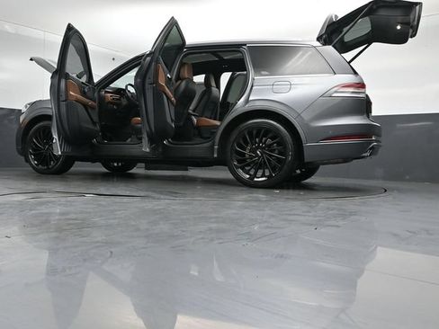 Used 2021 Lincoln Aviator Reserve w/ Equipment Group 208A AWD/4WD image 58