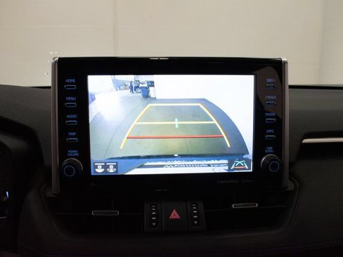 Used 2022 Toyota RAV4 XSE w/ XSE Grade Weather Package AWD/4WD image 15