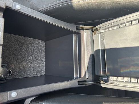 Certified 2024 Subaru Outback Premium image 20