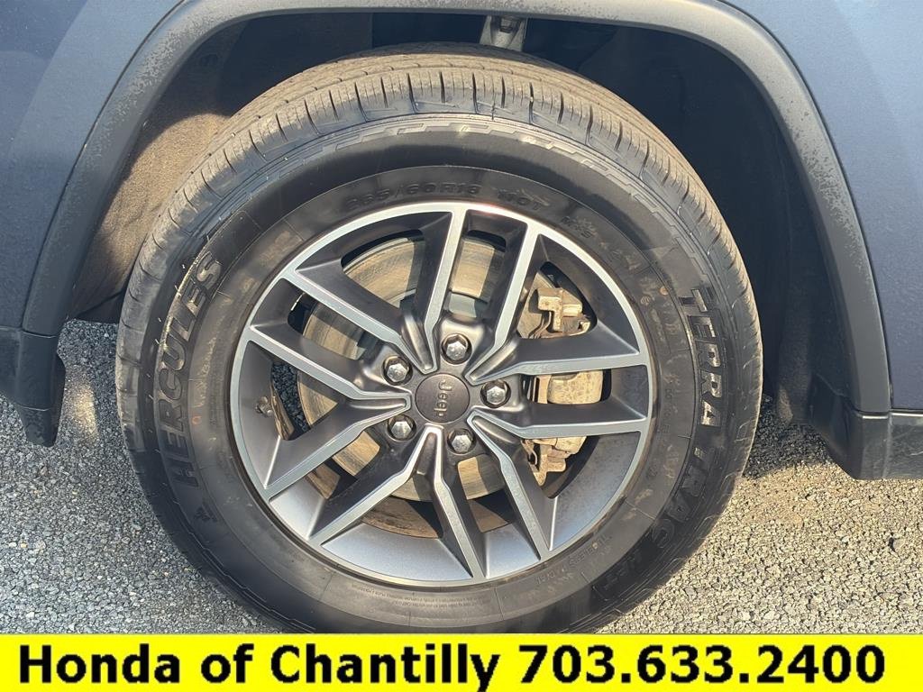 Used 2021 Jeep Grand Cherokee Limited AWD/4WD image 24