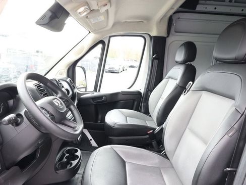 Used 2023 Ford Transit 250 148 High Roof image 18