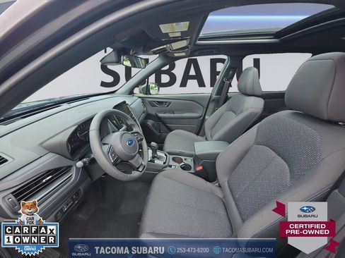Used 2025 Subaru Forester Premium AWD/4WD image 10